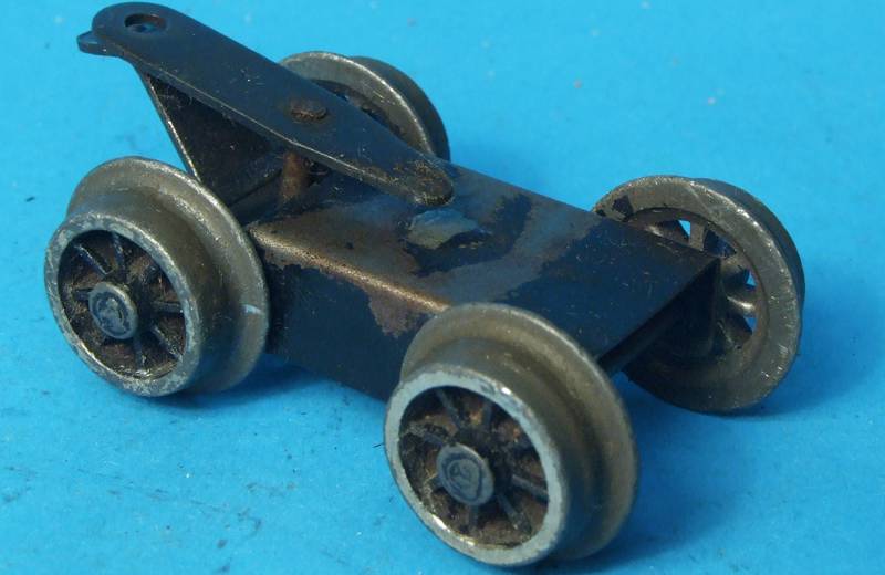 Bassett-Lowke 4 wheeled locomotive bogie, front