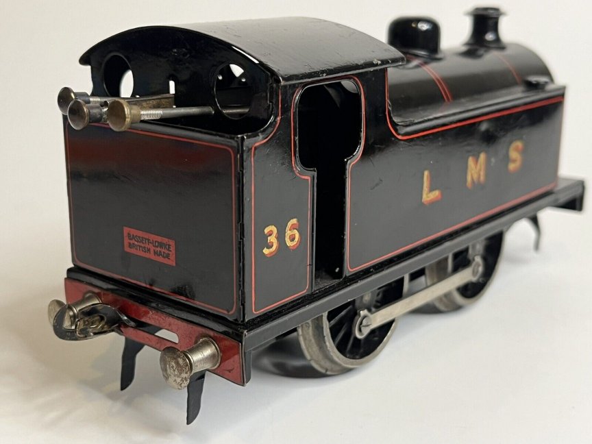 Bassett-Lowke clockwork 0-4-0 tank locomotive, LMS livery