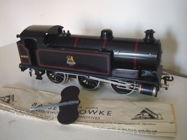 Bassett-Lowke clockwork 0-6-0 tank locomotive, BR livery, number 41611