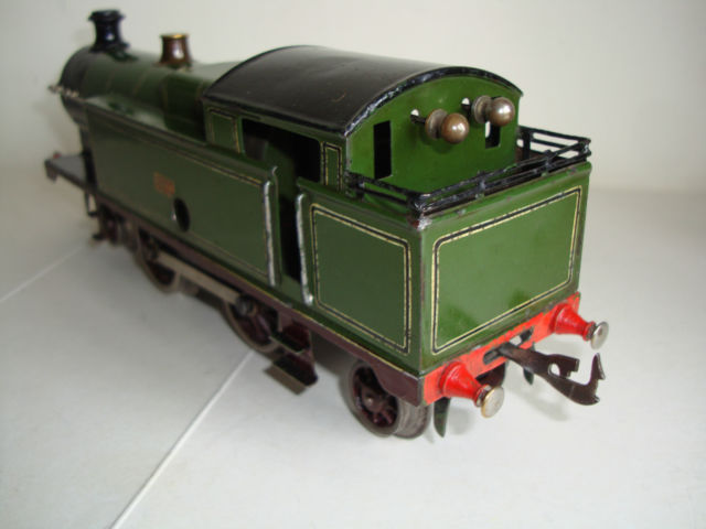Bing for Bassett-Lowke clockwork 2-4-2 Birdcage tank locomotive, GWR livery, number 3611, 1911-13