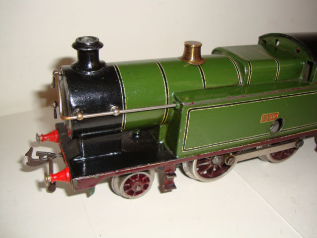 Bing for Bassett-Lowke clockwork 2-4-2 Birdcage tank locomotive, GWR livery, number 3611, 1911-13