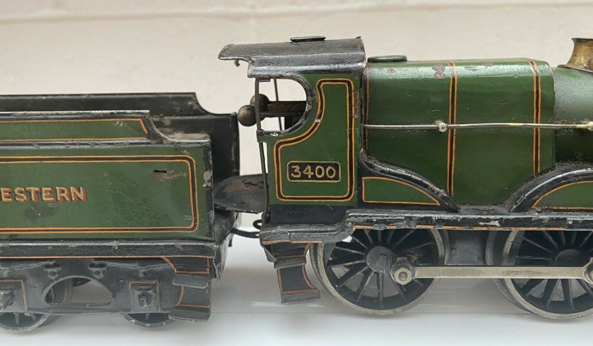 Bassett-Lowke clockwork GWR 4-4-0 tender locomotive Compound, green, number 3400, circa 1934-39