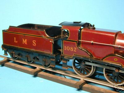 Bassett-Lowke clockwork LMS 4-4-0 tender locomotive Compound, maroon, number 1082, circa 1948-50