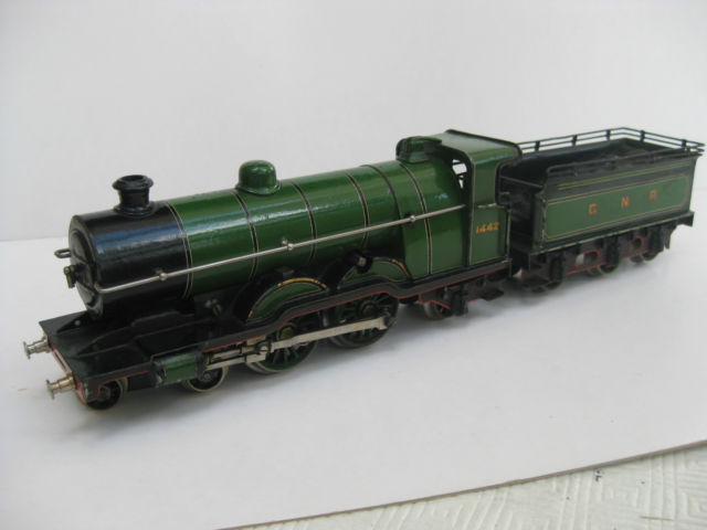 Bing for Bassett-Lowke clockwork GNR Atlantic 4-4-2 tender locomotive, GNR livery, number 1442, 1912-15 and 1920-22