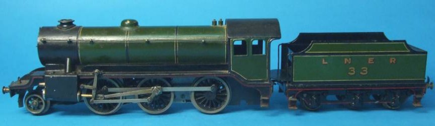 Bassett-Lowke electric LNER K3 2-6-0 tender locomotive number 33 (number on tender)