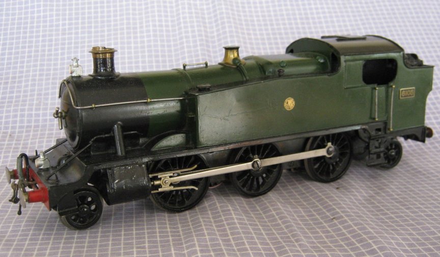 Bassett-Lowke 5609/0 electric GWR 2-6-2 Prairie tank locomotive, green, number 6105 (GWR shirtbutton)