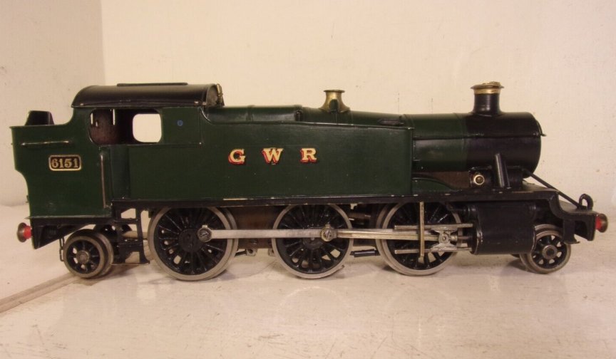 Bassett-Lowke 5609/0 electric GWR 2-6-2 Prairie tank locomotive, green, number 6151 (GWR closely spaced)