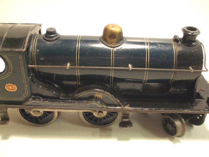 Bing for Bassett-Lowke electric CR 4-4-0 tender locomotive Dunalastair IV, number 142, circa 1911
