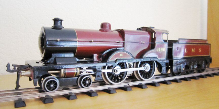 Bassett-Lowke electric LMS 4-4-0 tender locomotive Compound, maroon, number 1190, circa 1928-35