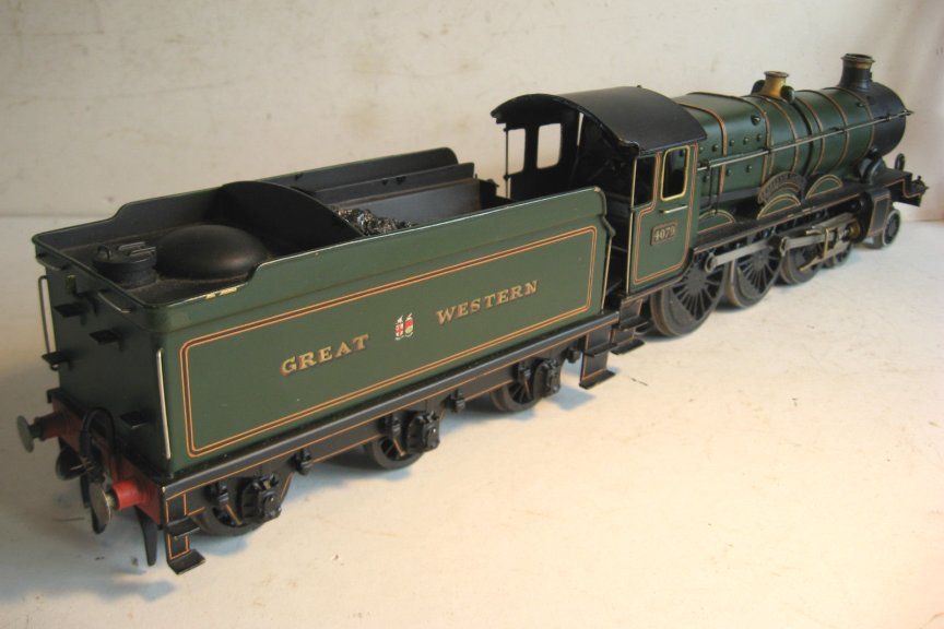 Bassett-Lowke electric GWR Castle 4-6-0 tender locomotive Pendennis Castle, number 4079, post war