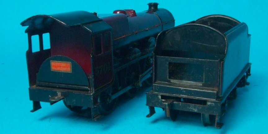 Bassett-Lowke electric LMS Jubilee 4-6-0 tender locomotive Conqueror, number 5701