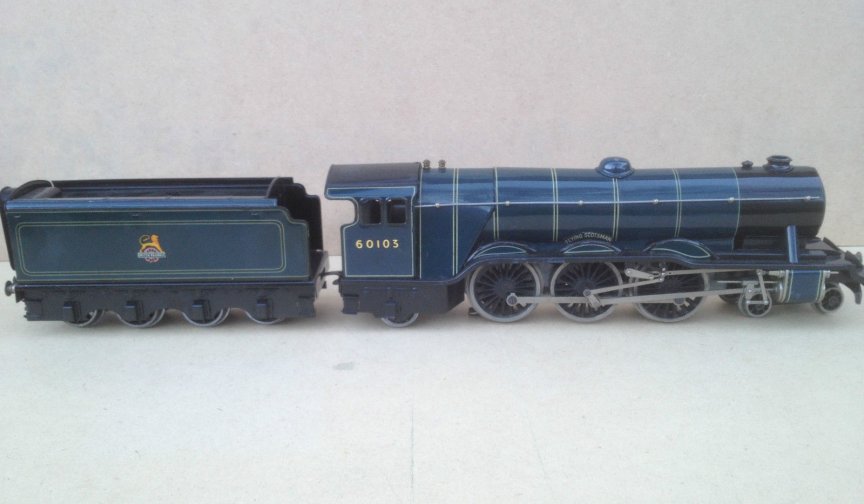 Bassett-Lowke 5310/0 electric BR A3 Class 4-6-2 tender locomotive Flying Scotsman, blue, number 60103
