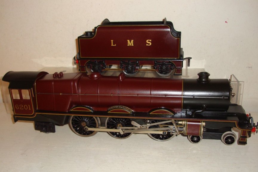 Bassett-Lowke electric LMS Princess Royal Class 4-6-2 tender locomotive Princess Elizabeth, number 6201, serif