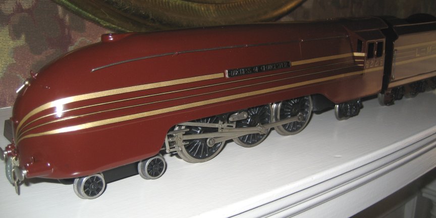Bassett-Lowke electric LMS streamlined Coronation Class 4-6-2 tender locomotive Duchess of Gloucester, number 6225