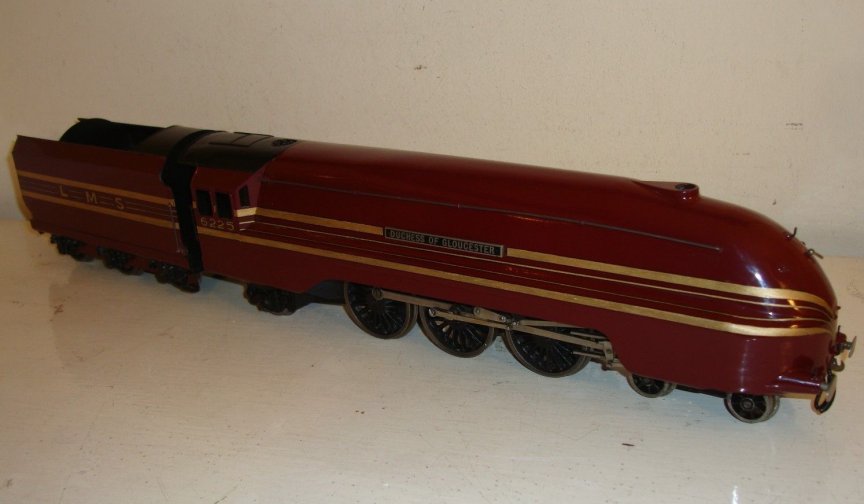 Bassett-Lowke electric LMS streamlined Coronation Class 4-6-2 tender locomotive Duchess of Gloucester, number 6225