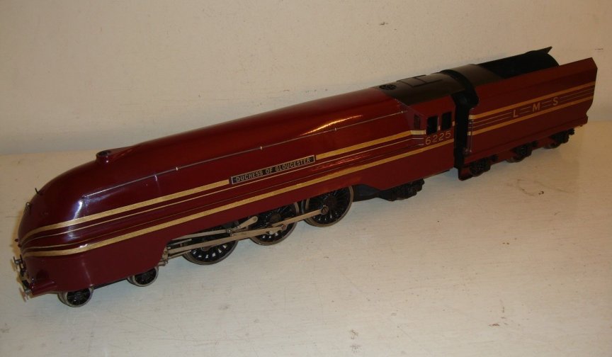 Bassett-Lowke electric LMS streamlined Coronation Class 4-6-2 tender locomotive Duchess of Gloucester, number 6225