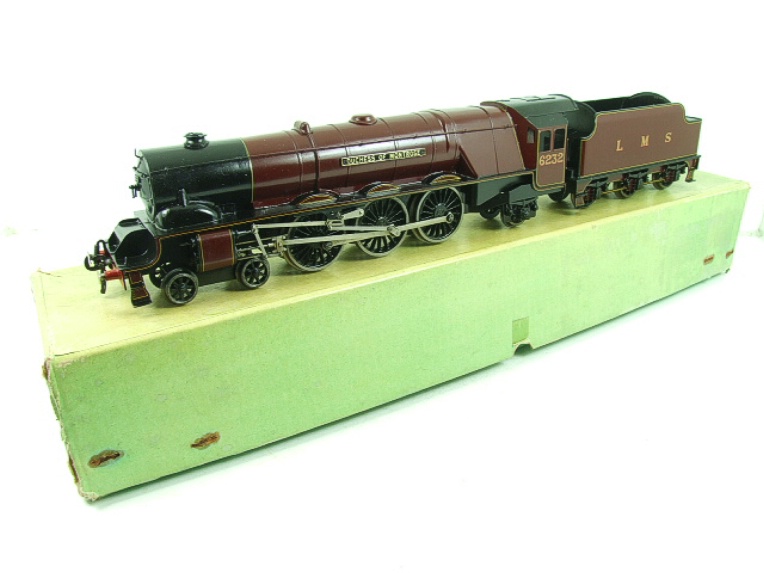 Bassett-Lowke electric LMS unstreamlined Coronation Class 4-6-2 tender locomotive Duchess of Montrose, number 6232, circa 1939