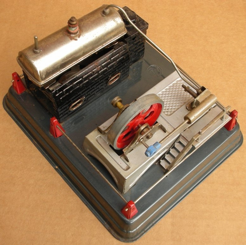 Marx Horizontal Steam Engine, Linemar, Made in Japan, 8.75 inches by 7 inches, 5.25 inches high