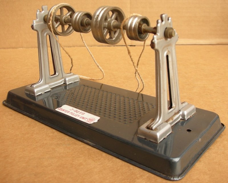 J-9059 Counter Pulley Unit (lineshaft), Linemar, Made in Japan, 6.75 inches by 3 inches, 3.5 inches tall